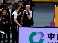 Woj：湖人将丹-赫尔利视为像帕特-莱利、禅师那样的教练